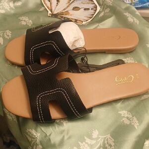 Black Women's Sandals